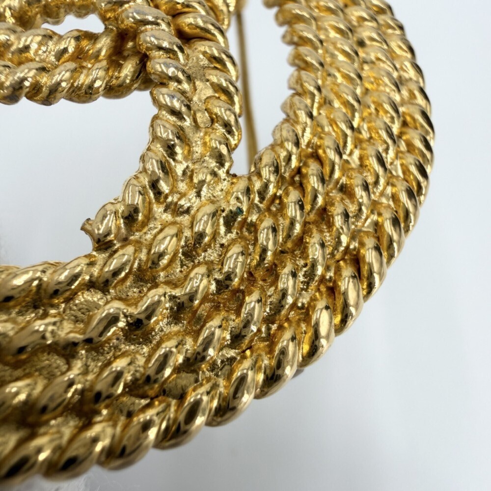 CHANEL Brooch - Picture 9 of 10